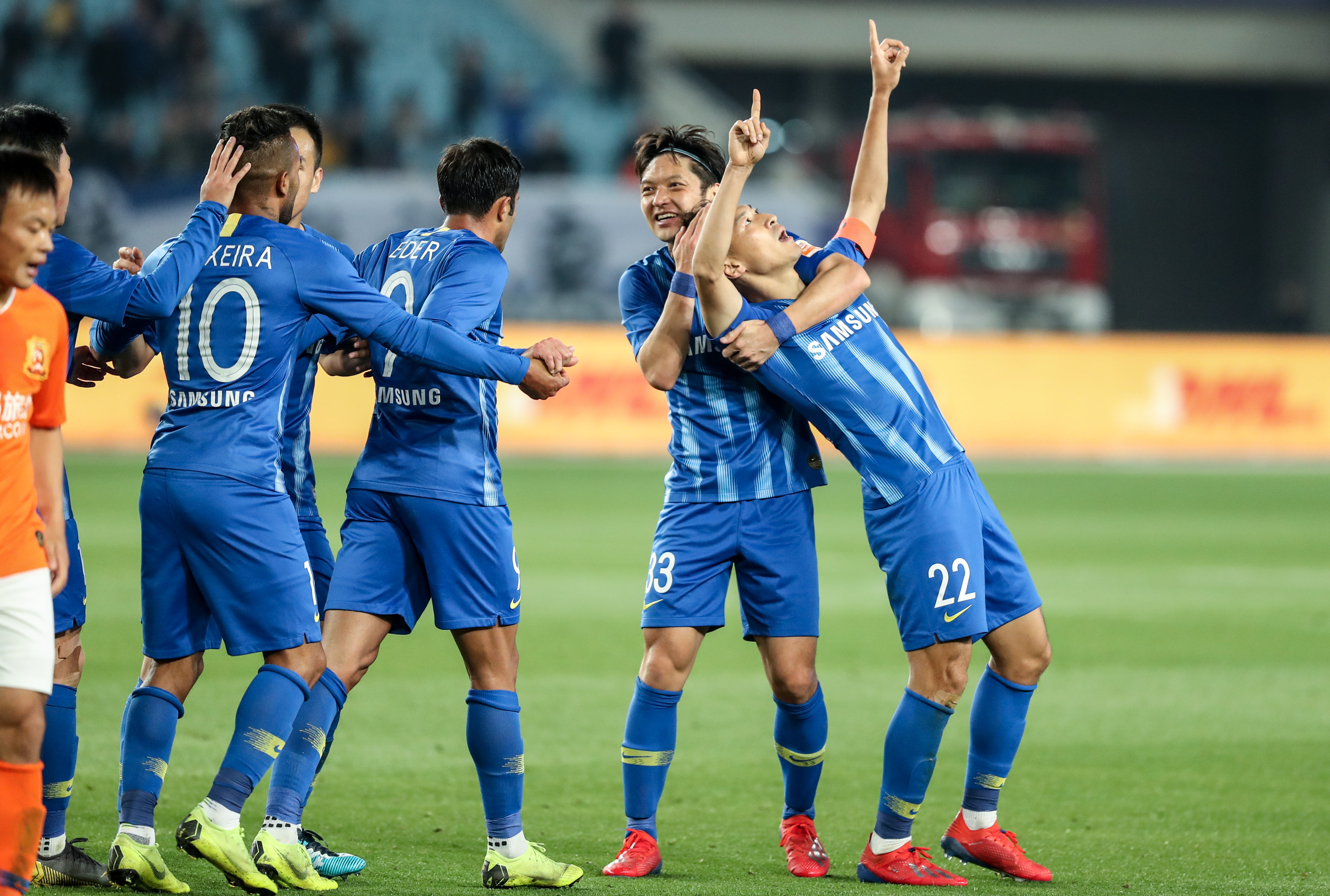 JDG官方：前 LNG Esports ， EDward Gaming ， Anyone's Legend 上单 Ale 加入团队