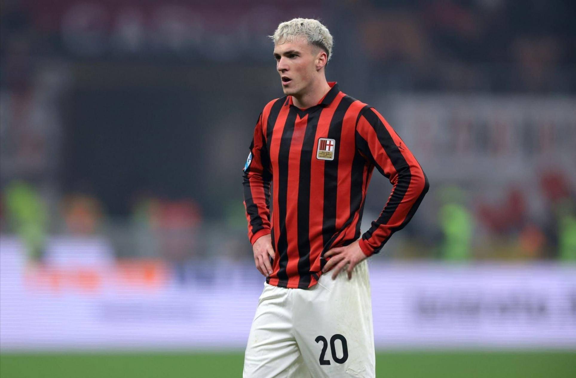 什么是牌面，央视发布年度百大有爱瞬间，EDG排在第77