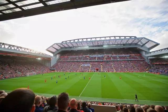 T1 正式宣布 GBM 将以主播身份回归 T1